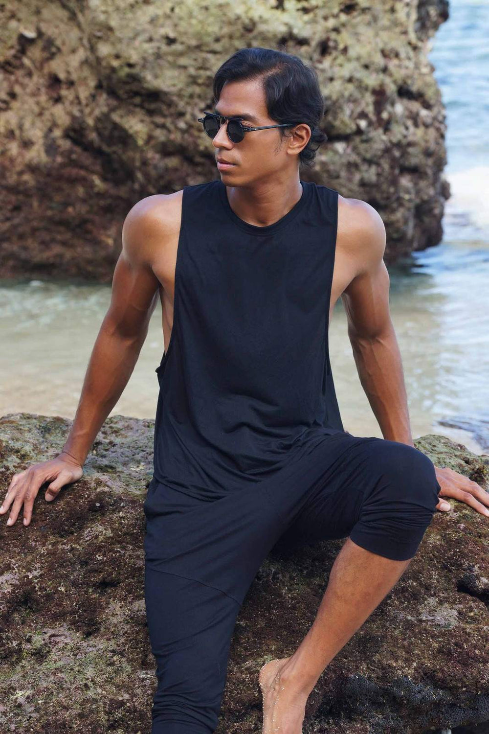 Madrid Mens Black Jogger Shorts | 3/4 Length Shorts | Ekoluxe